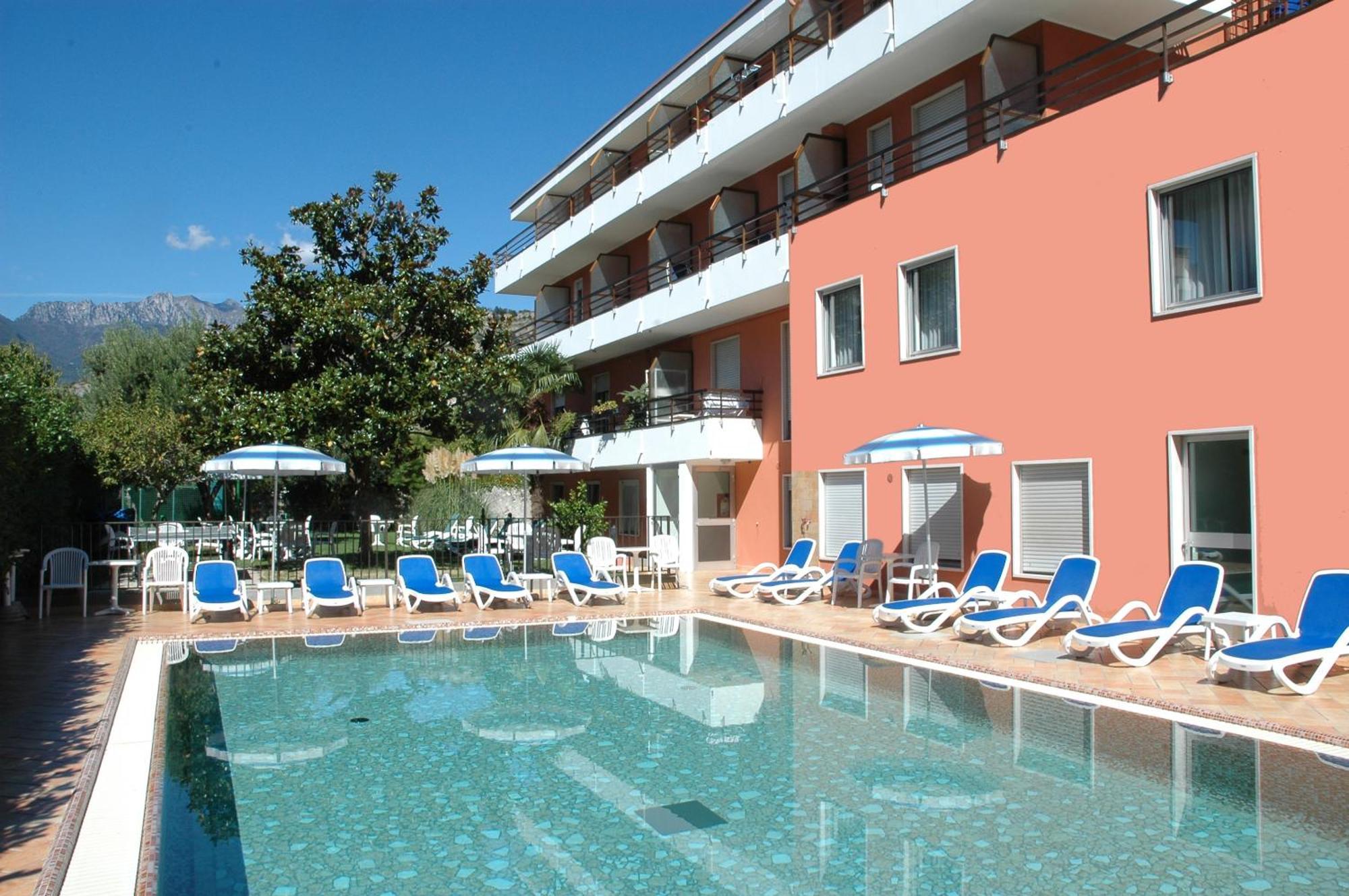 Hotel Garni Villa Magnolia Torbole Sul Garda Exteriér fotografie