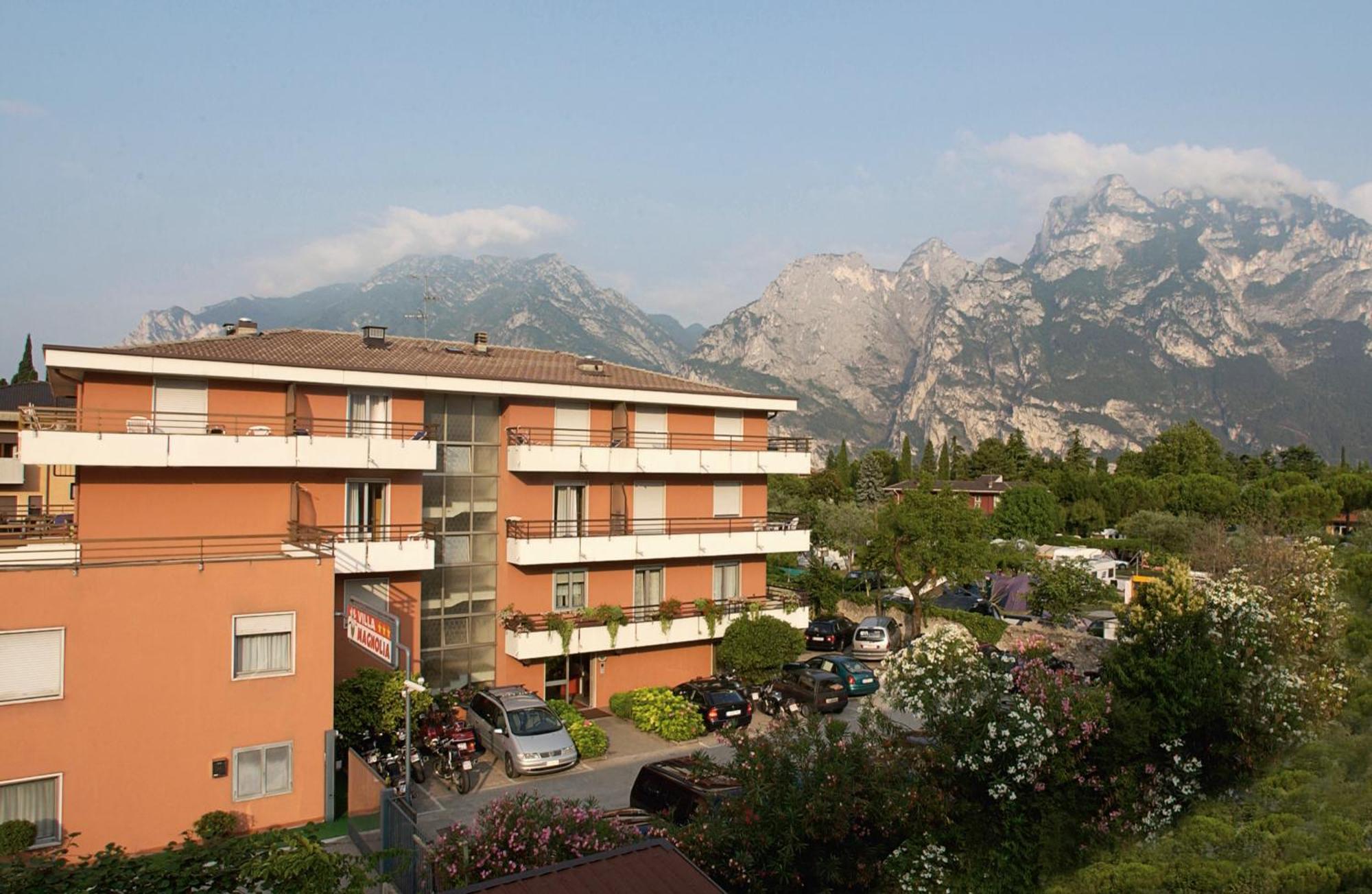 Hotel Garni Villa Magnolia Torbole Sul Garda Exteriér fotografie