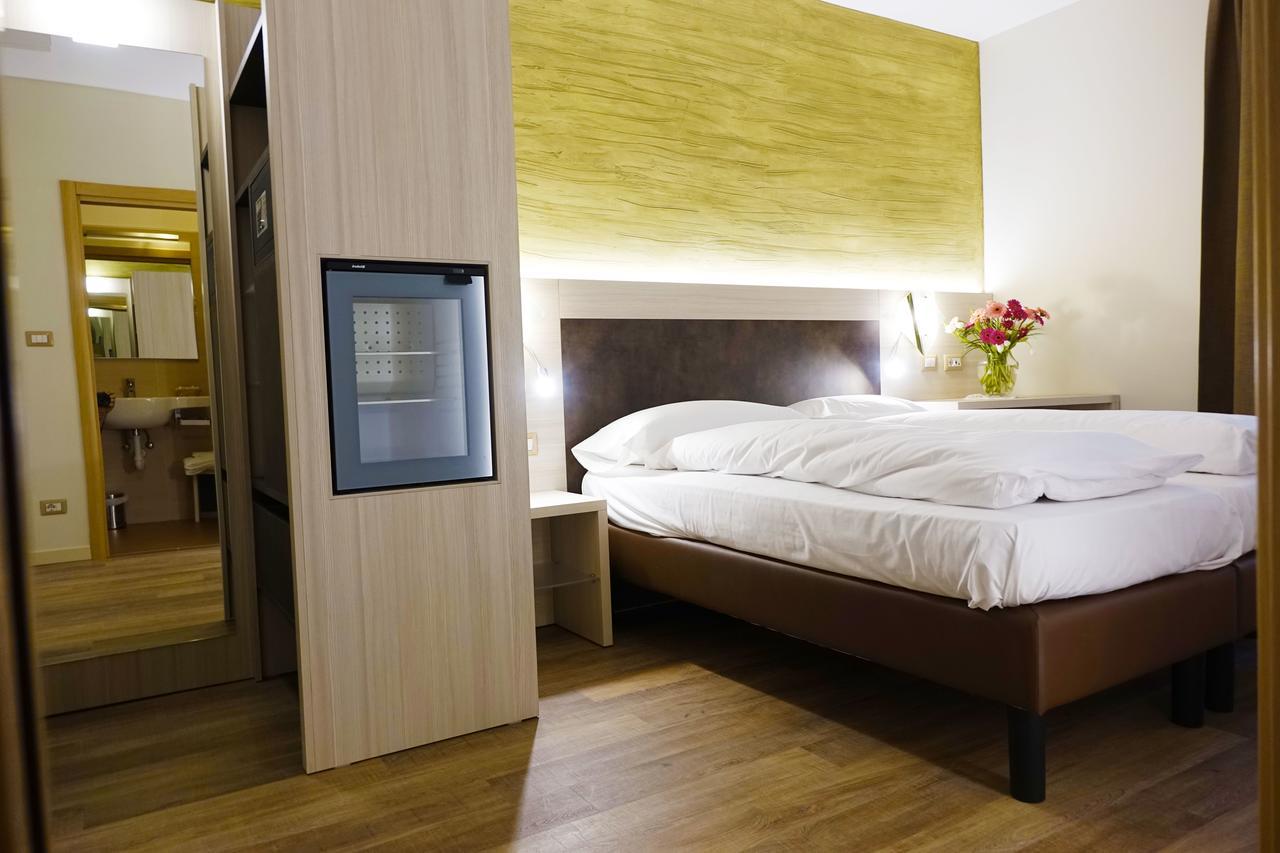 Hotel Garni Villa Magnolia Torbole Sul Garda Exteriér fotografie